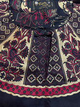 Load image into Gallery viewer, Radlee 70&#39;s Black Floral Dashiki
